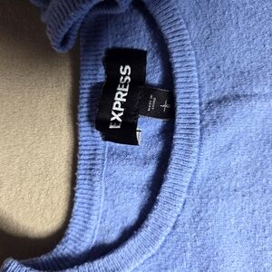 Express Women’s Periwinkle Crewneck Sweater